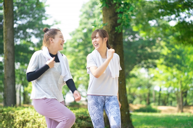 日頃、体は動かしてますか？1000歩＝10分の プラス10を意識してみよう！