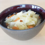 家にある食材で簡単に作る消化に良く身体に優しい食べる野菜スープ