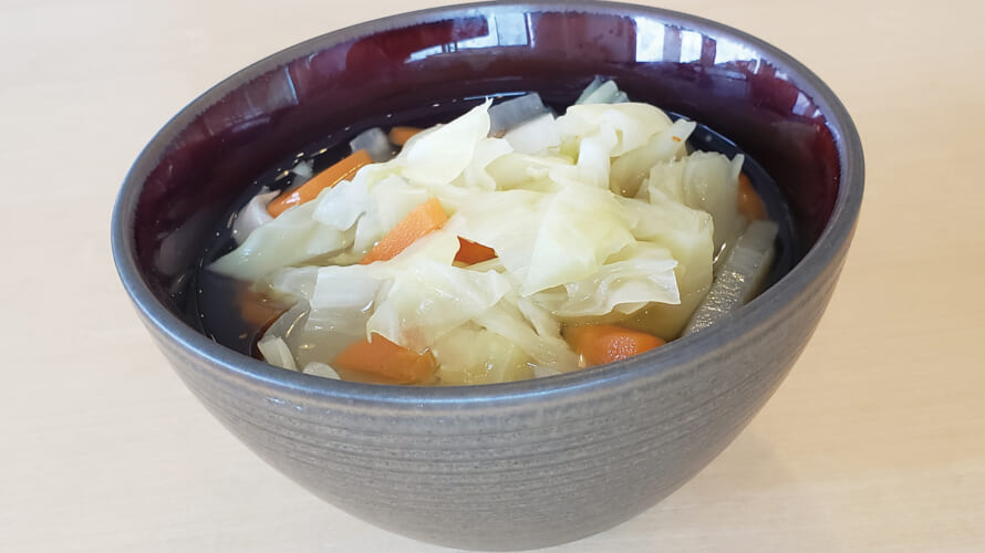家にある食材で簡単に作る消化に良く身体に優しい食べる野菜スープ